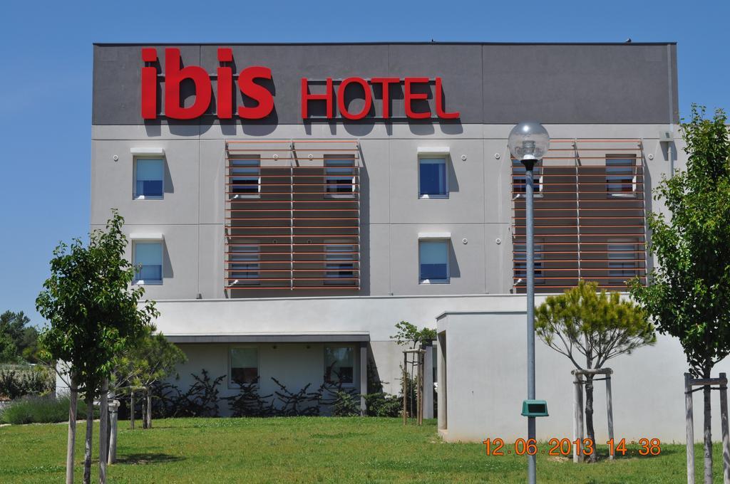 فندق Ibis Istres Trigance المظهر الخارجي الصورة